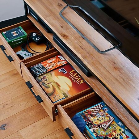 Montanas - Luxuswohnung Mit Kamin - Nahe Caumasee & Talstation Flims Buitenkant foto